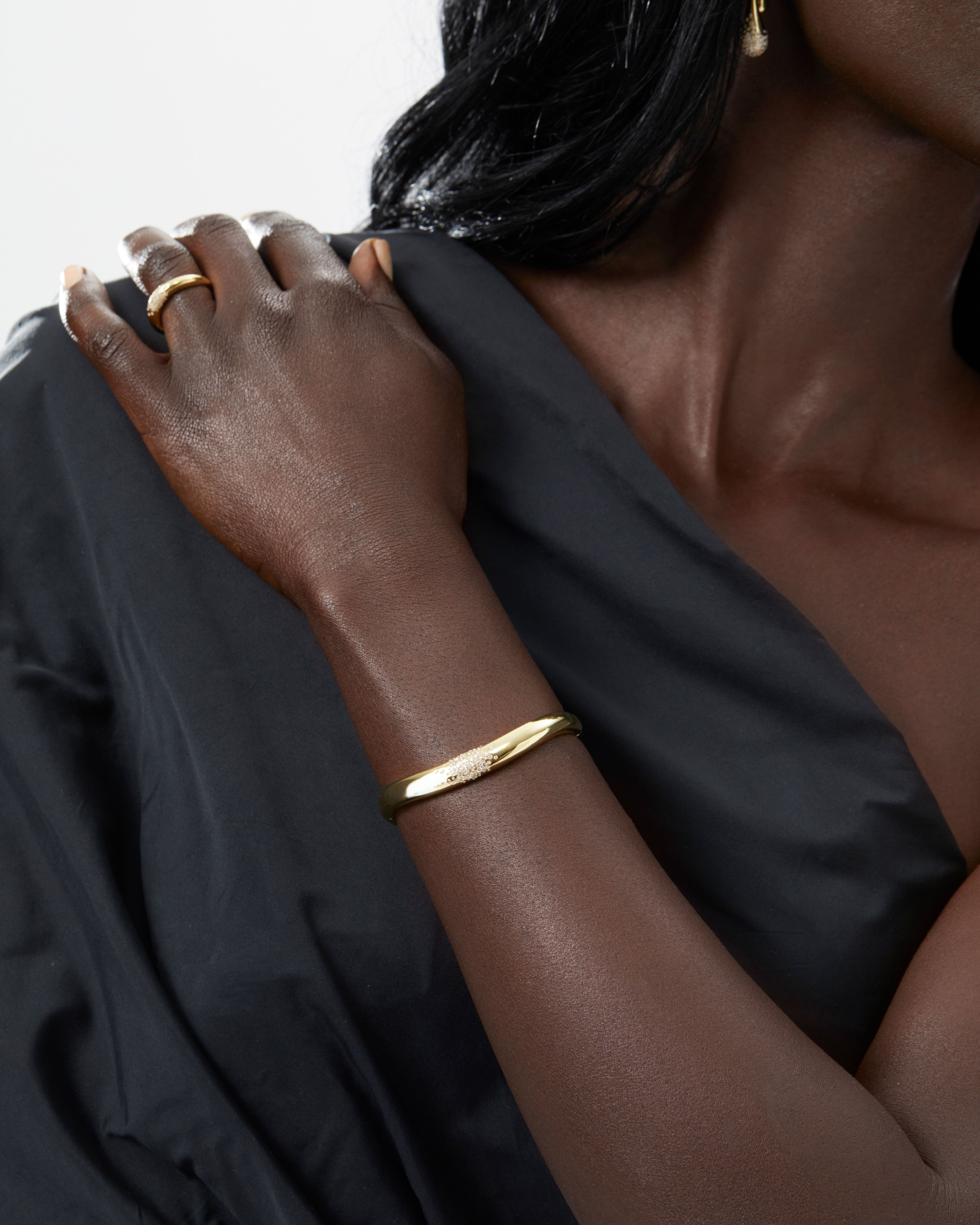 Arc Bangle & Mirrored Cascade SET