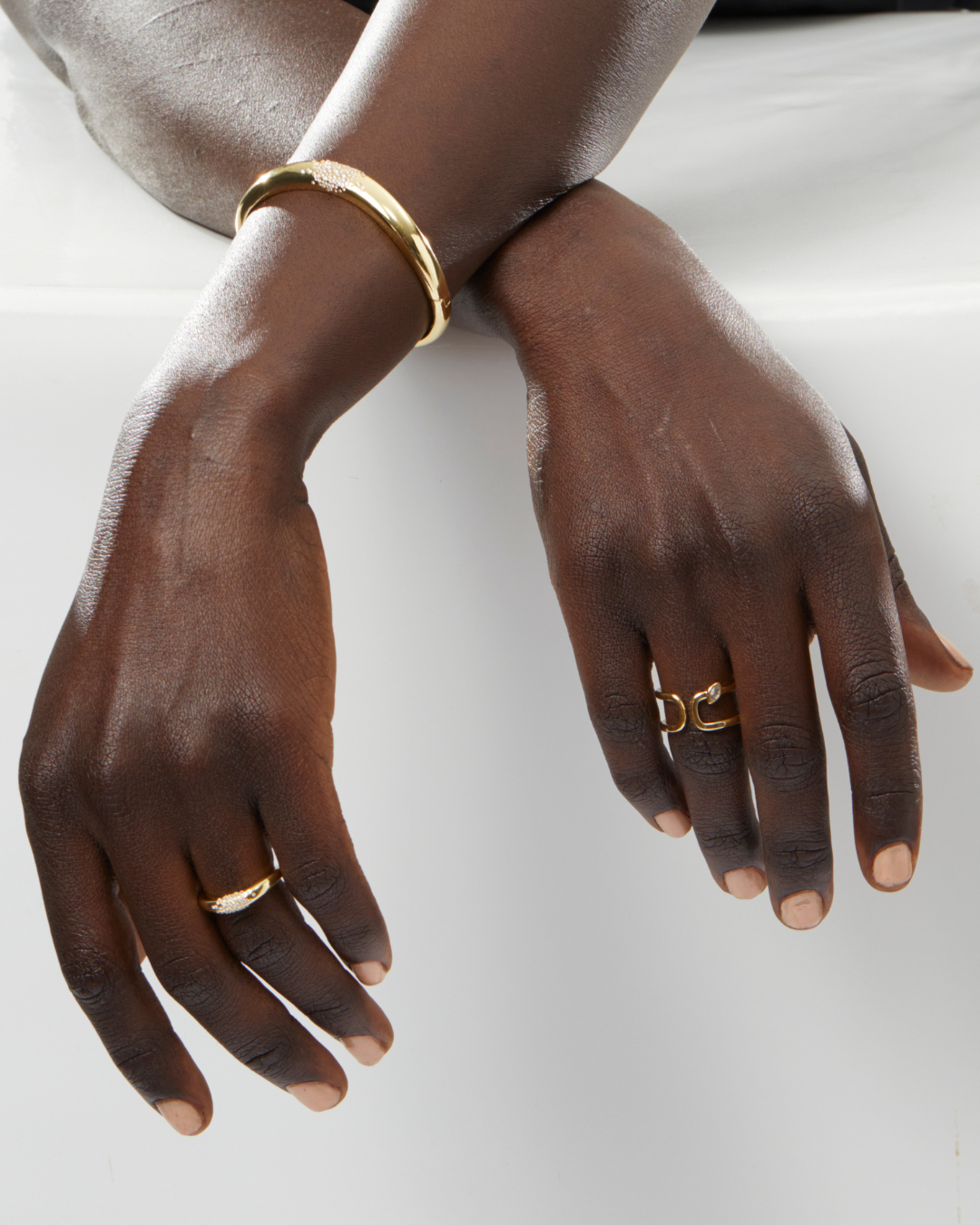 Arc ring