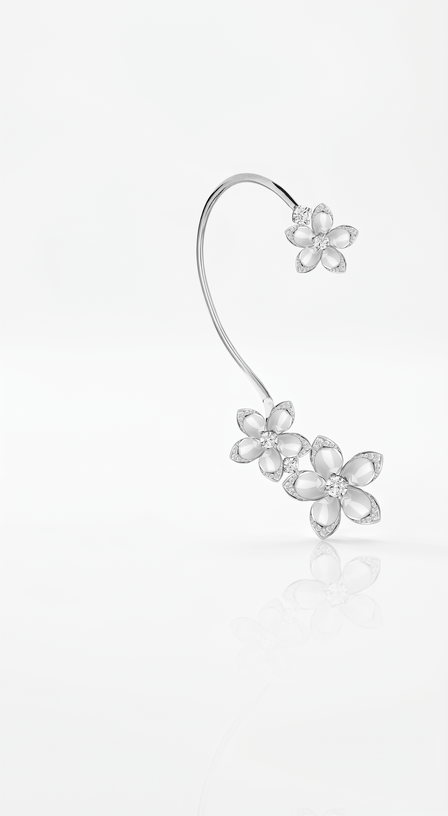 Aure Cuff Earring
